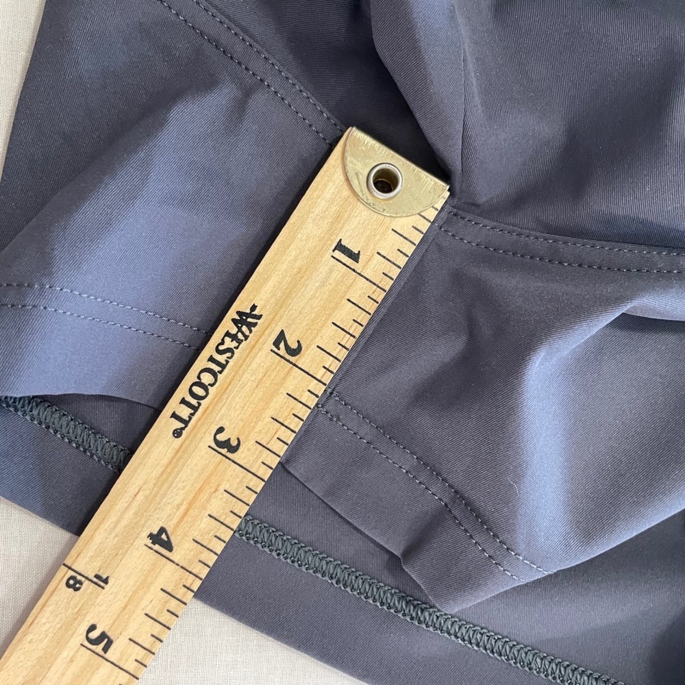 KUHL Women's XL Shorts Gray Hiking Athletic Mesh Side Panels Pull On - Picture 10 of 11